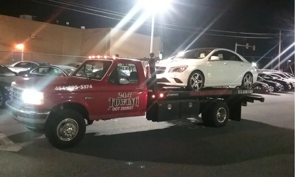 24/7 Towing primary photo