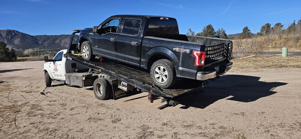 24 Hours Roadside Towing Aurora