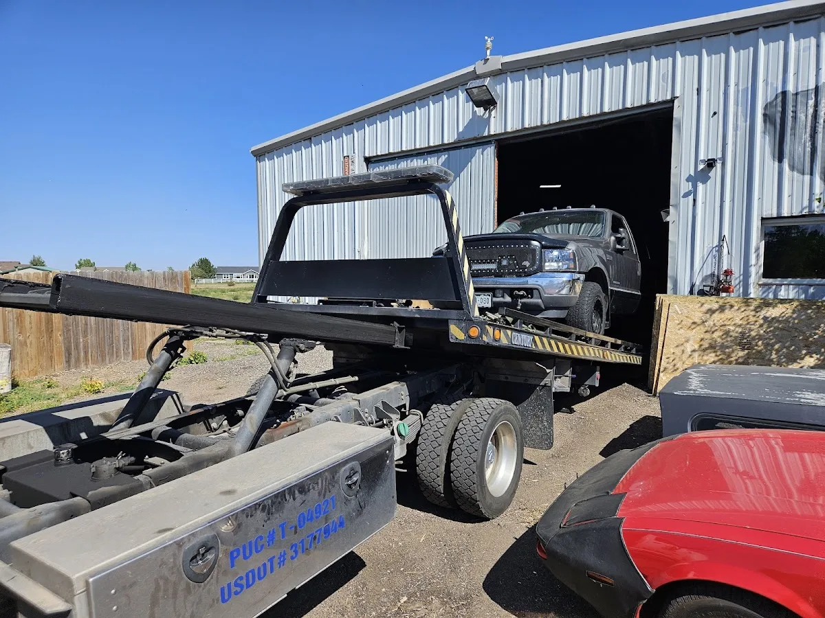 24 Hours Roadside Towing Parker