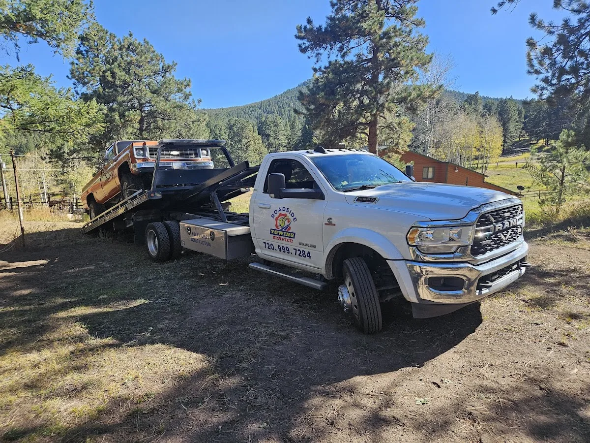 24 Hours Roadside Towing Parker