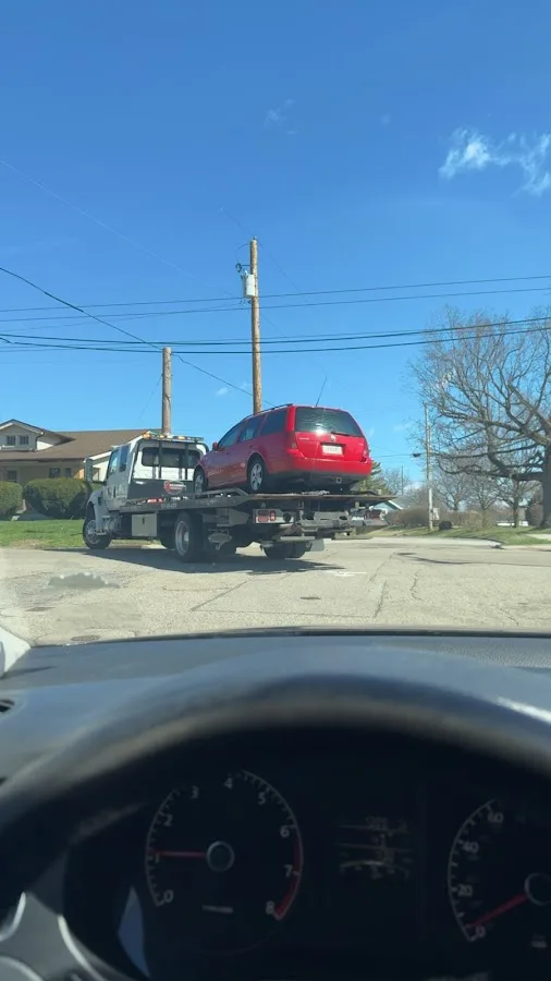 4 Seasons Towing LLC