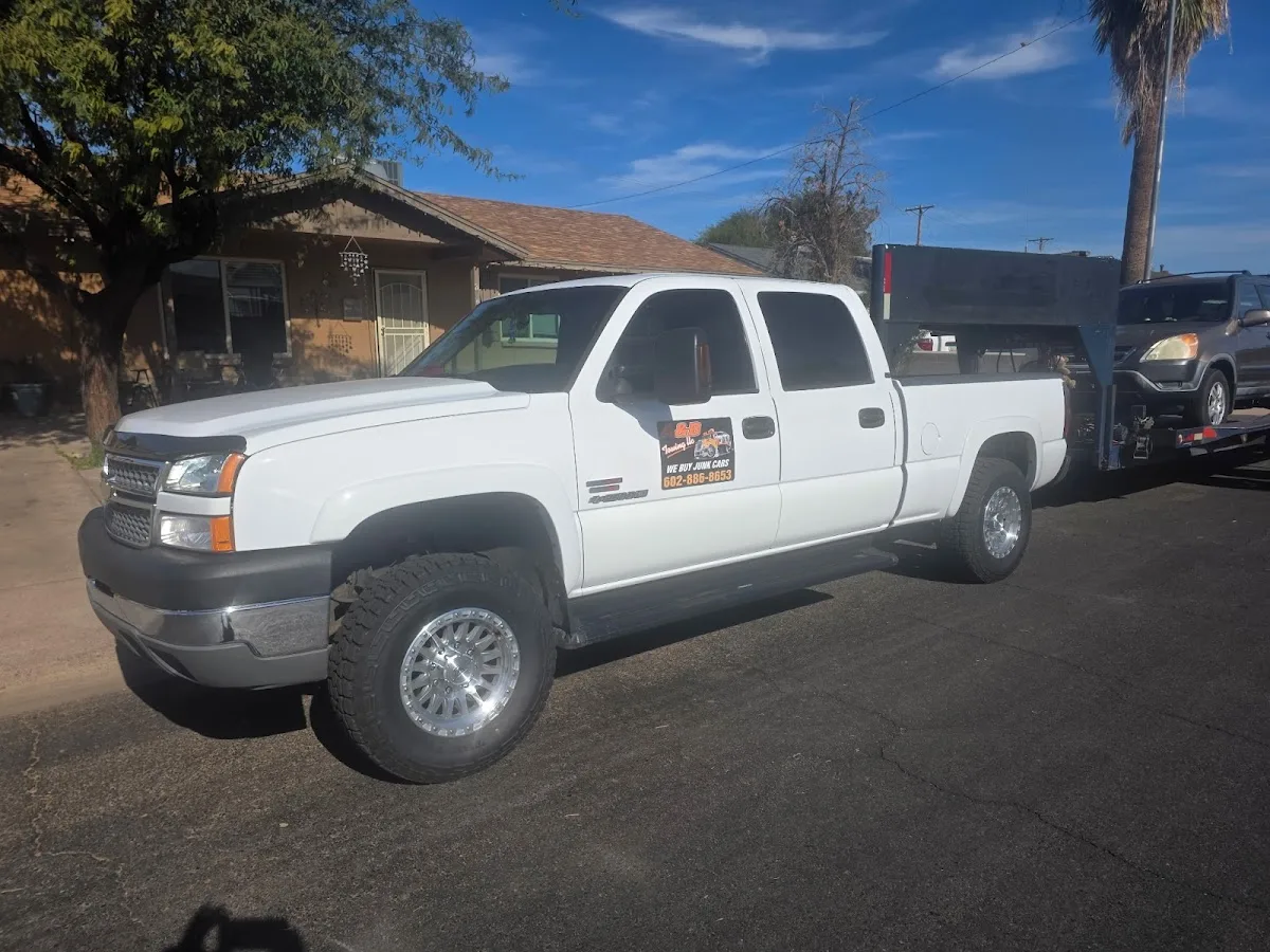 A&B TOWING SERVICE LLC