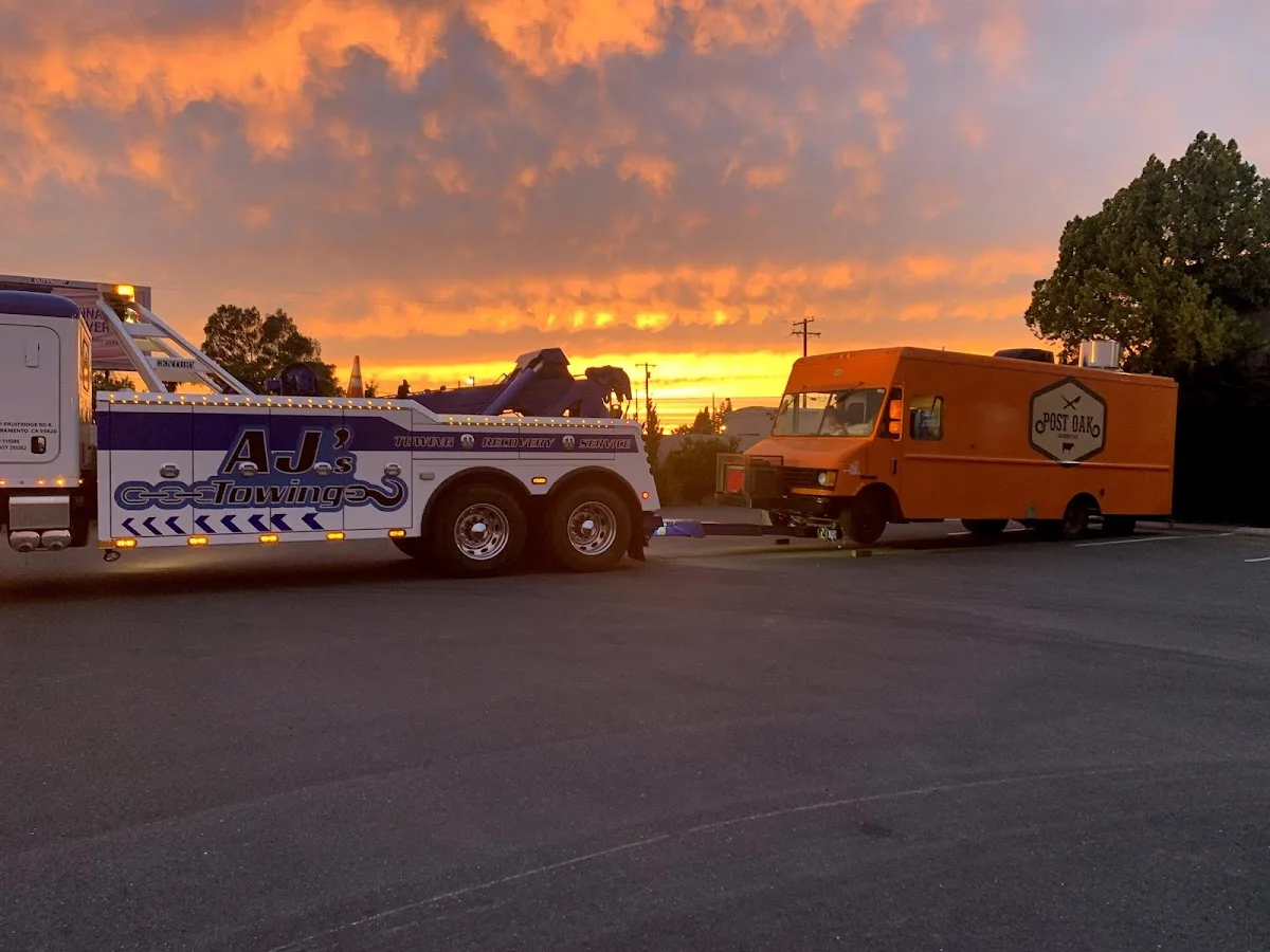 AJ's Towing primary photo