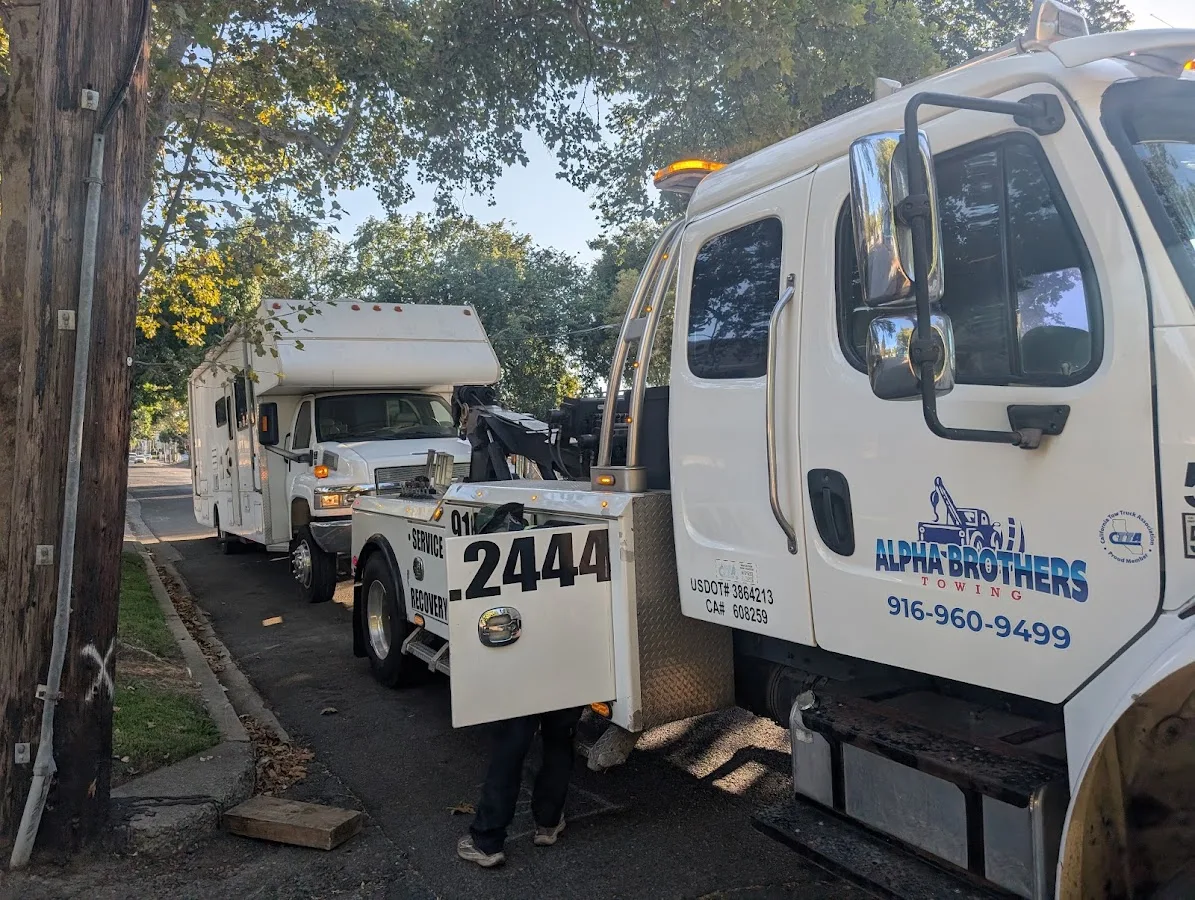 Alpha Brothers Towing primary photo