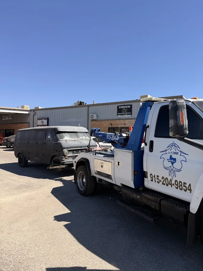 APEX Towing & Transport