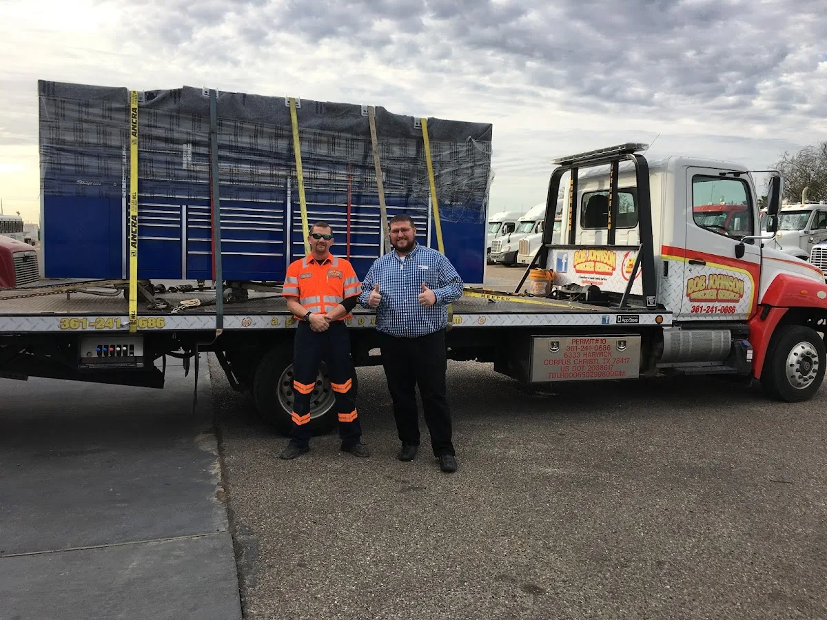 Apollo Towing & Semi Truck Heavy Wrecker