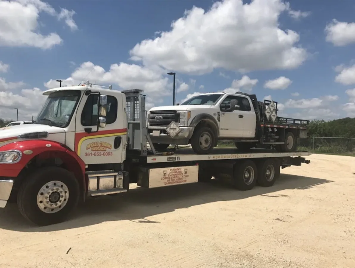 Apollo Towing & Semi Truck Heavy Wrecker