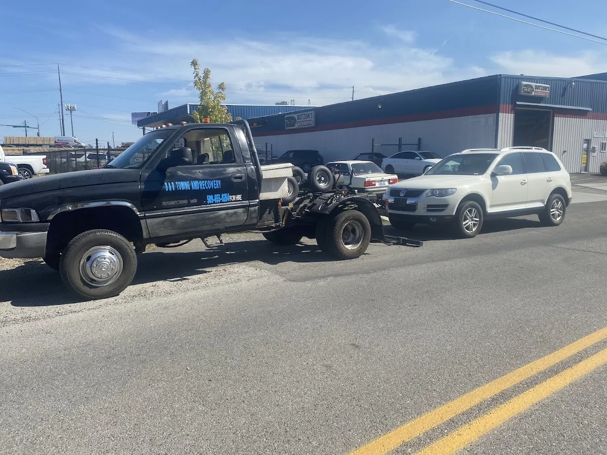 B&R Towing and Recovery
