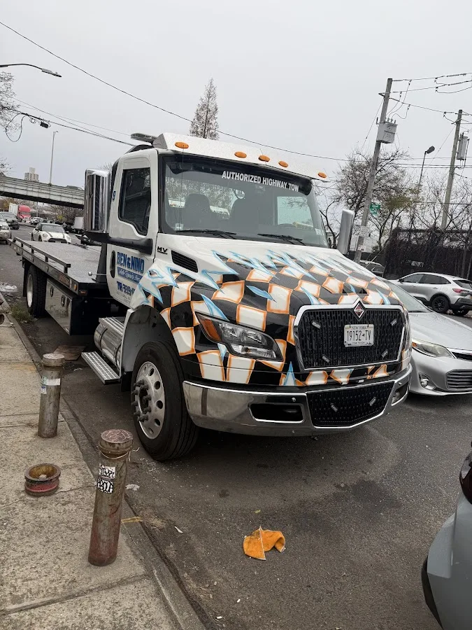 Ben & Nino Towing primary photo