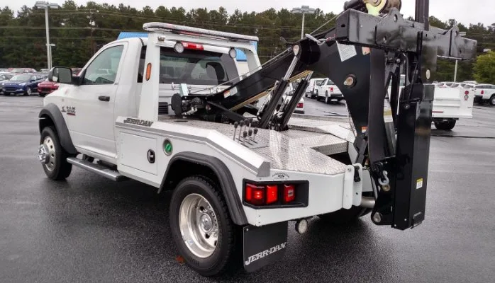 Bob's 24 hour Towing