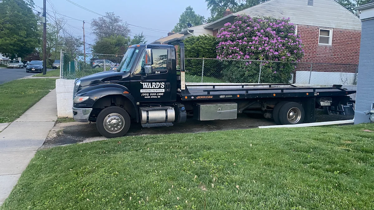 Bob Ward's Towing