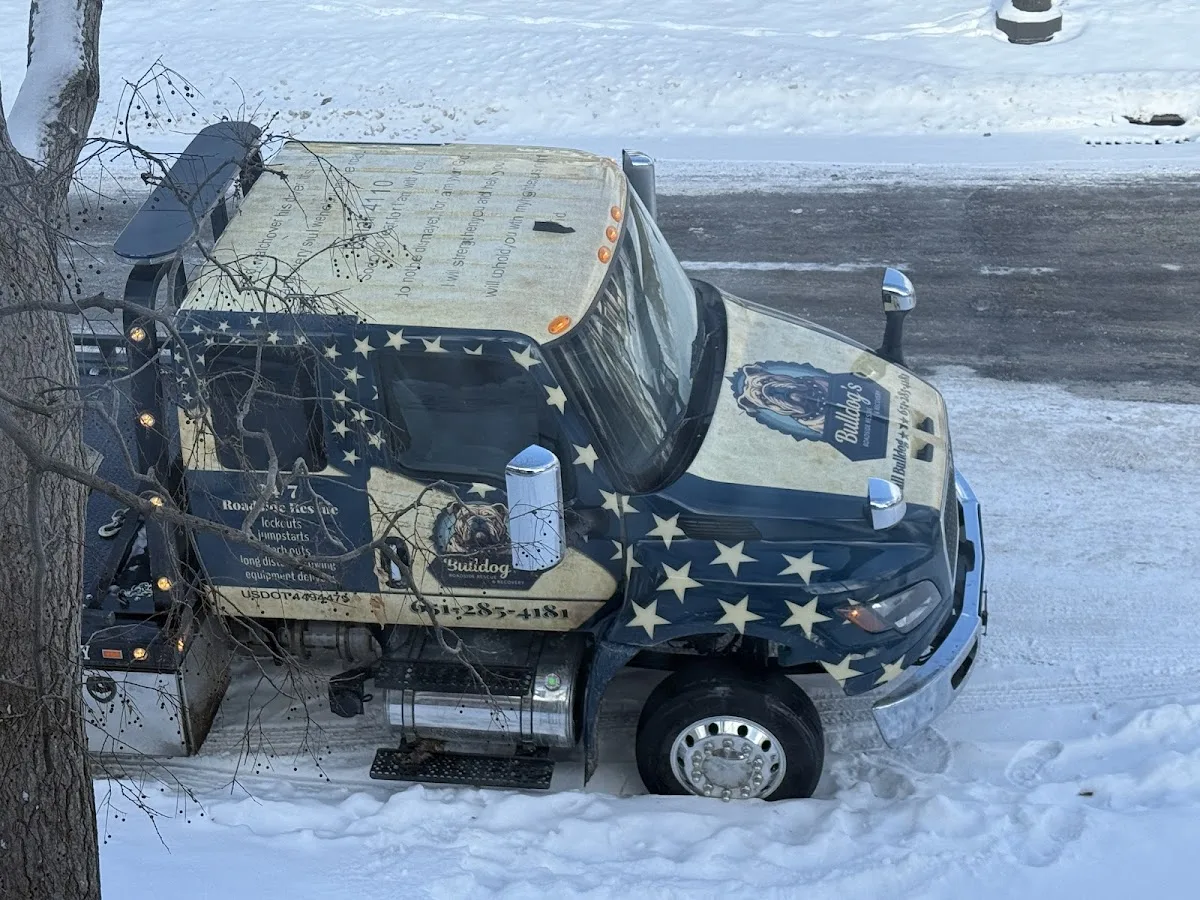 Bulldogs Roadside Rescue Towing