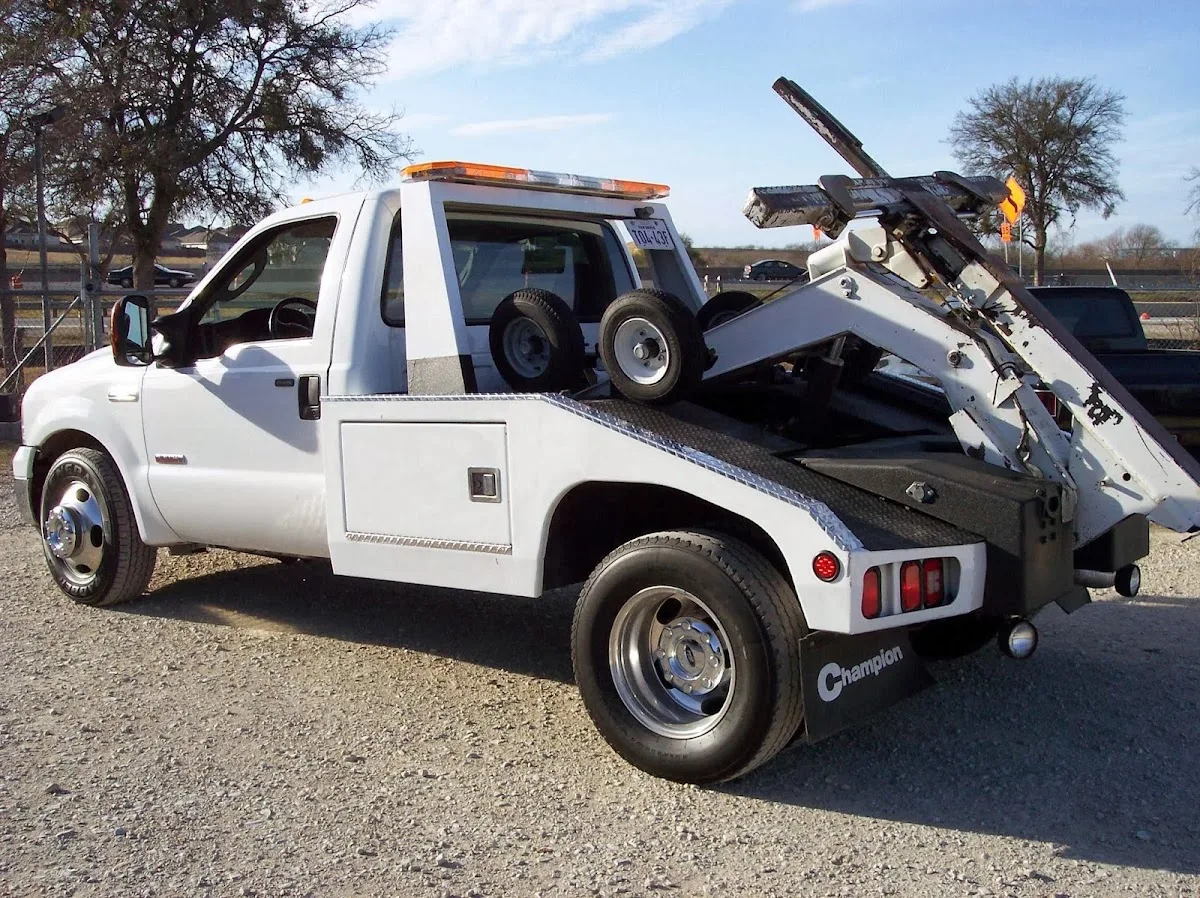 Bullet Towing primary photo