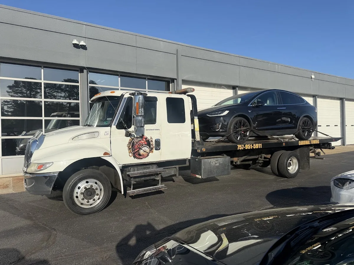 Cardinals Towing LLC