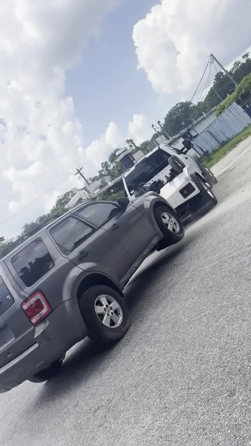 Charleston Towing & Roadside