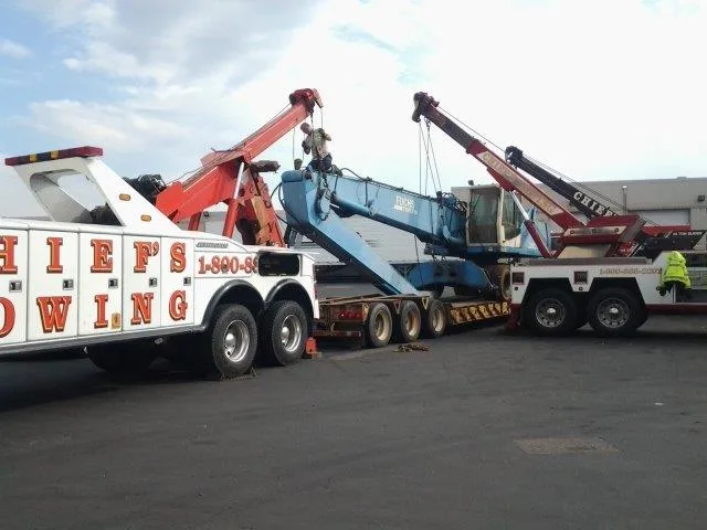 Chief's Towing Inc primary photo