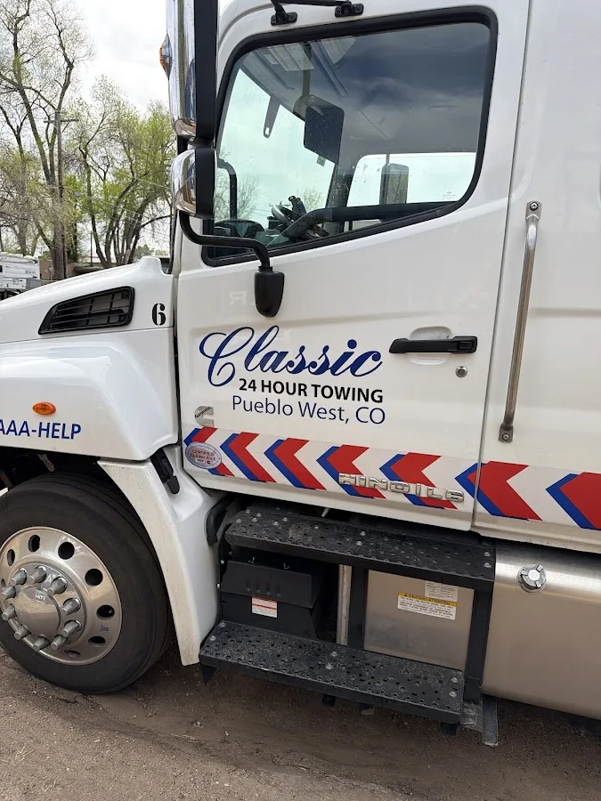 Classic 24 Hour Towing Colorado Springs primary photo