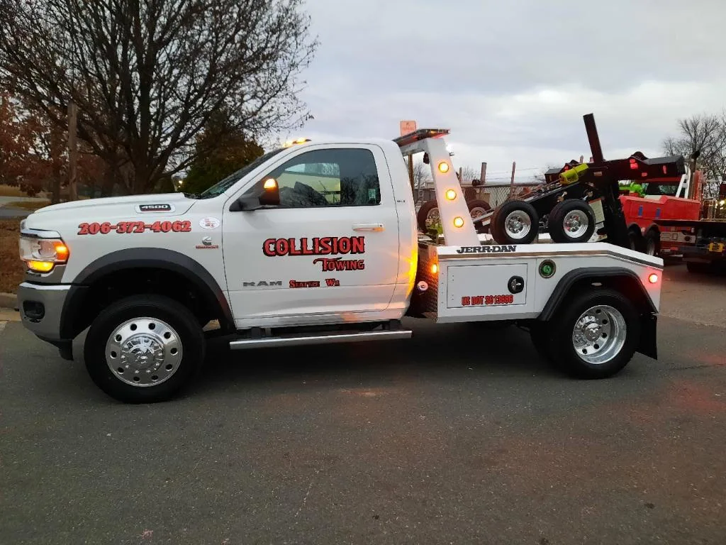 Collision Towing Seattle, WA