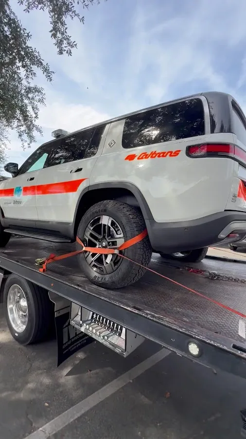 Dean Martin Towing + Recovery