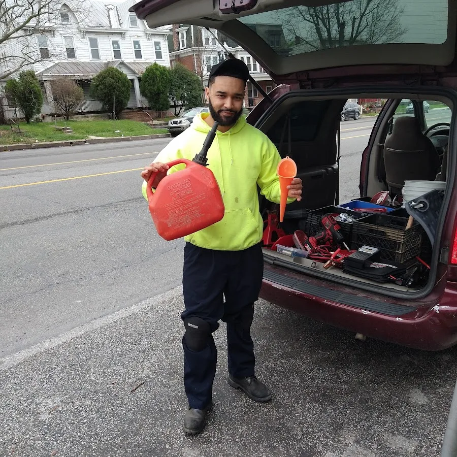 Dee's road side assistance