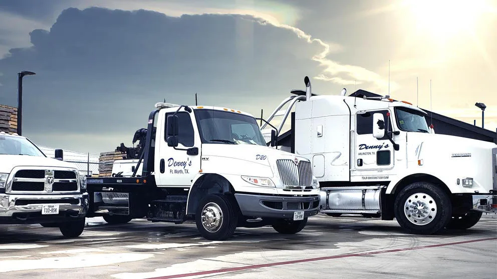 Denny's Towing primary photo