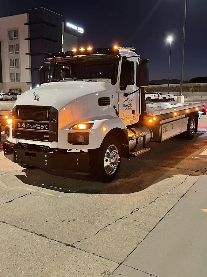 Dewaal & Sons Towing