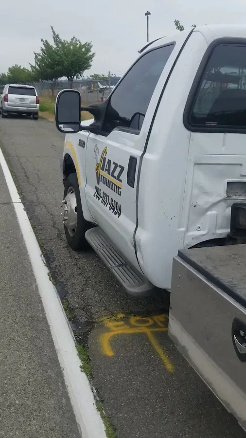 Downtown Tacoma Tow Truck