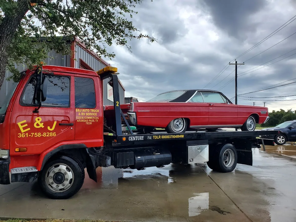 E & J Towing & Recovery primary photo