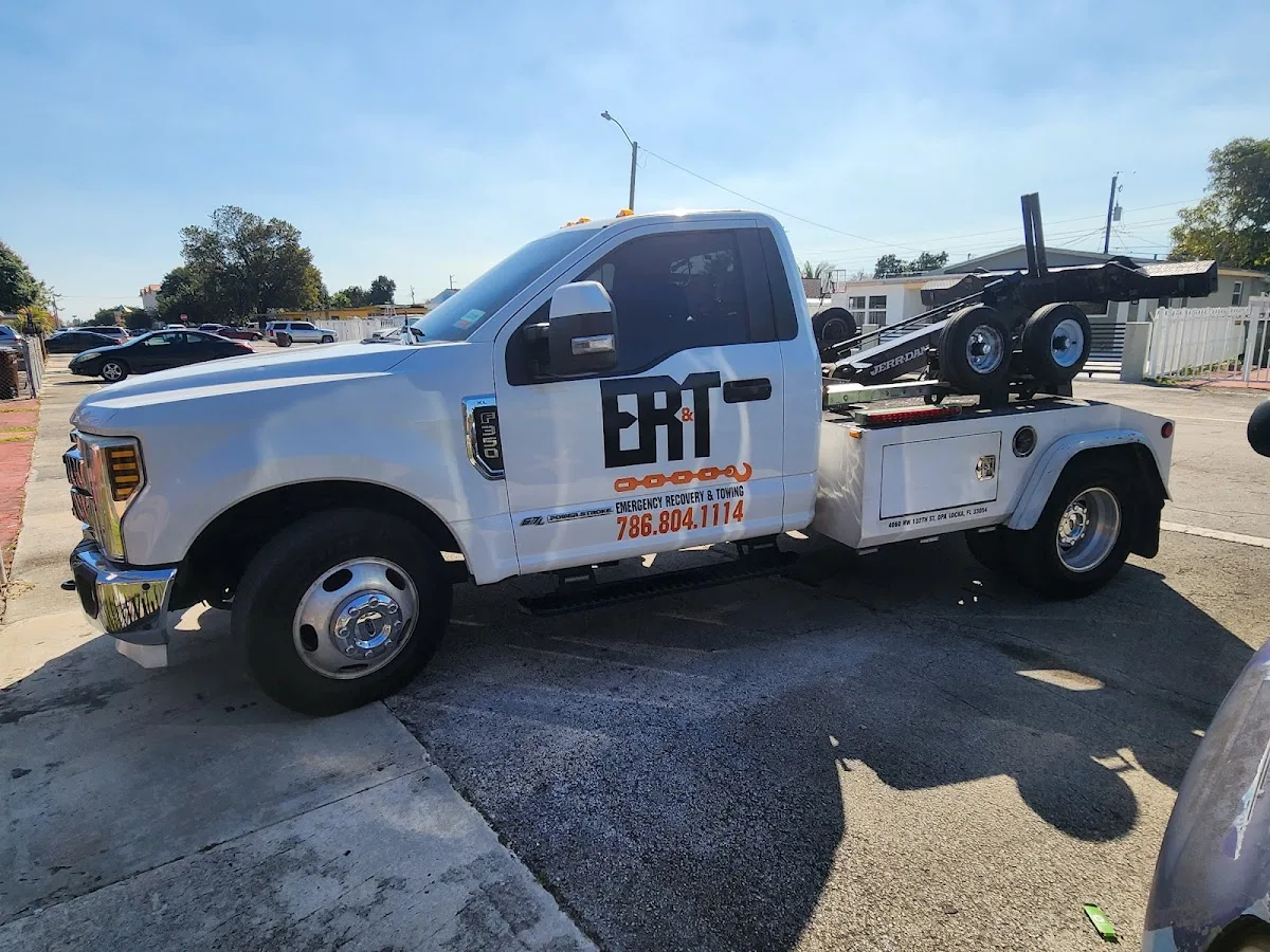 Emergency Recovery & Towing in Miami Dade