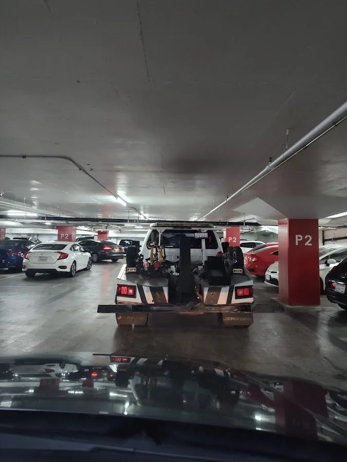 Emmett's tow truck and roadside service primary photo