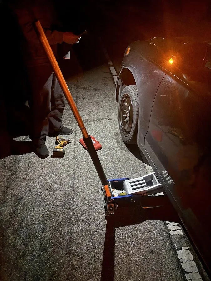 Fast Road Assist (Roadside Assistance - Salem, OR)