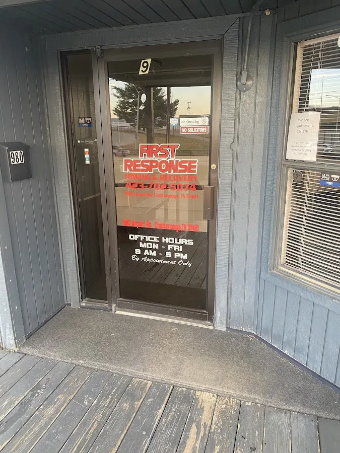 First Response Towing-Recovery