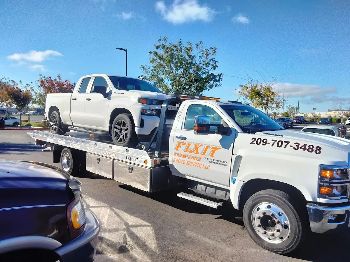 Fixit Towing & Road Service Llc