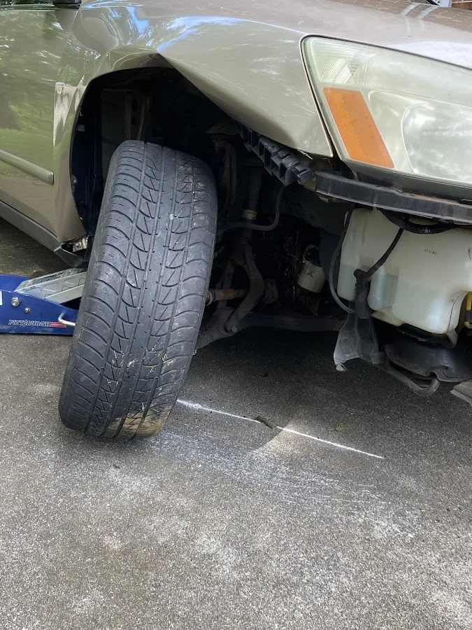 Floyd's Wrecker Services primary photo