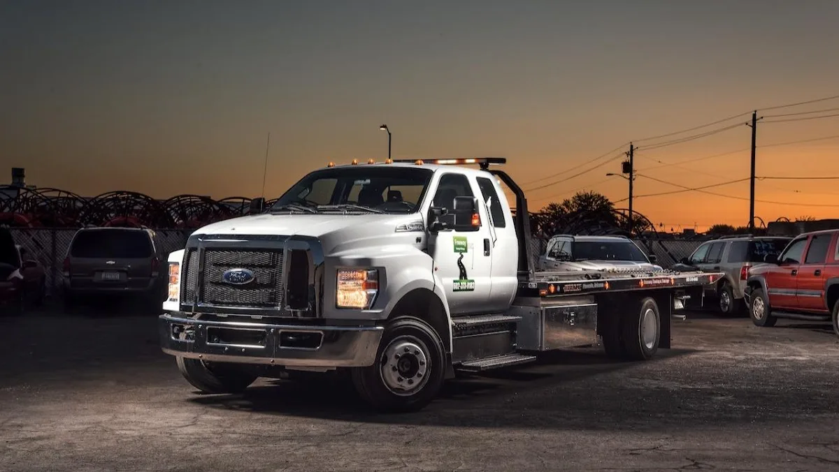 Freeway Towing & Storage - Biltmore