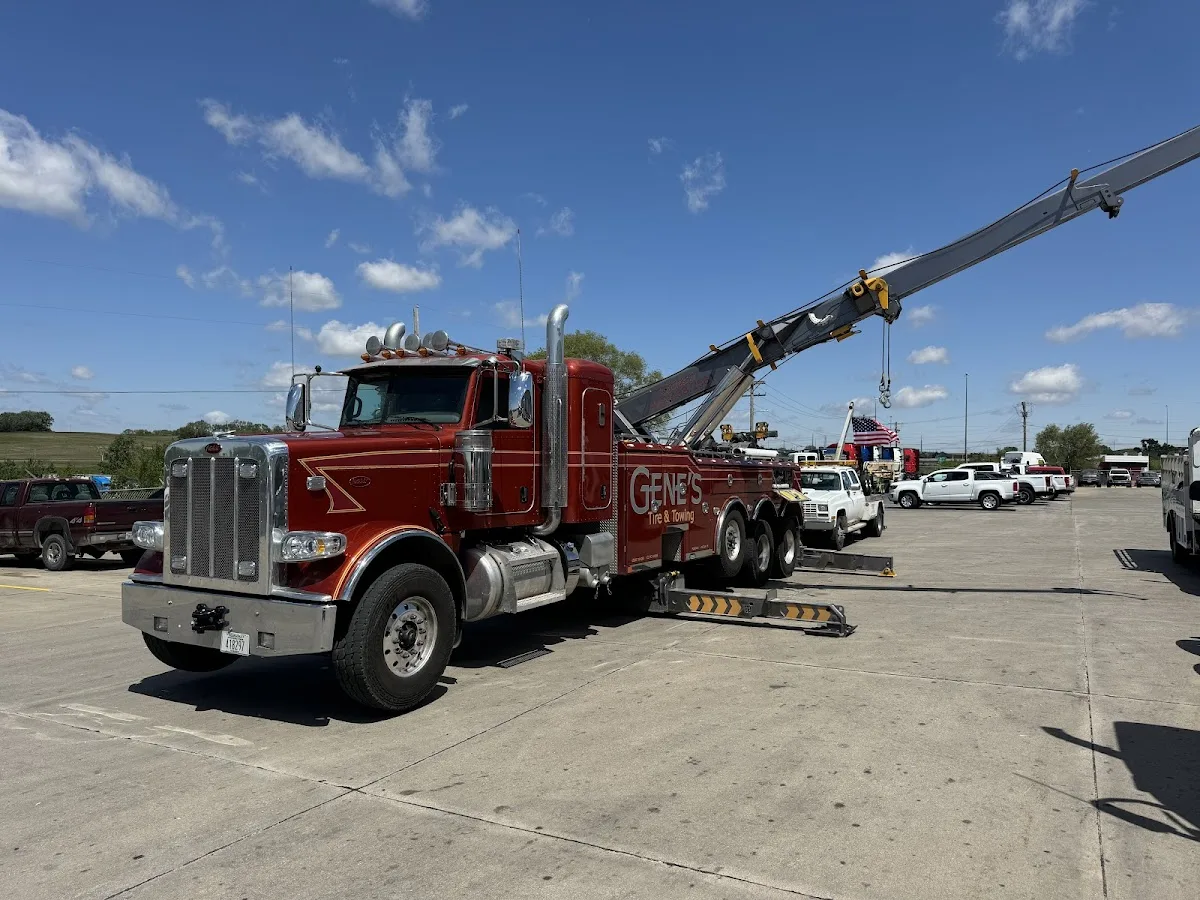 Gene’s Tire & Towing
