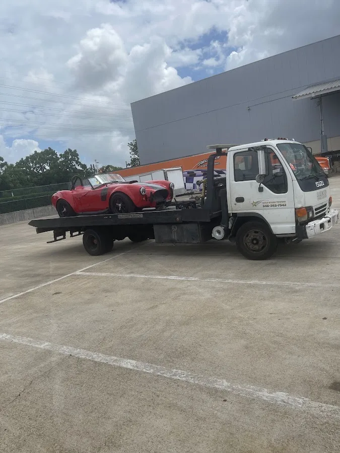 Gold Stars Towing LLC