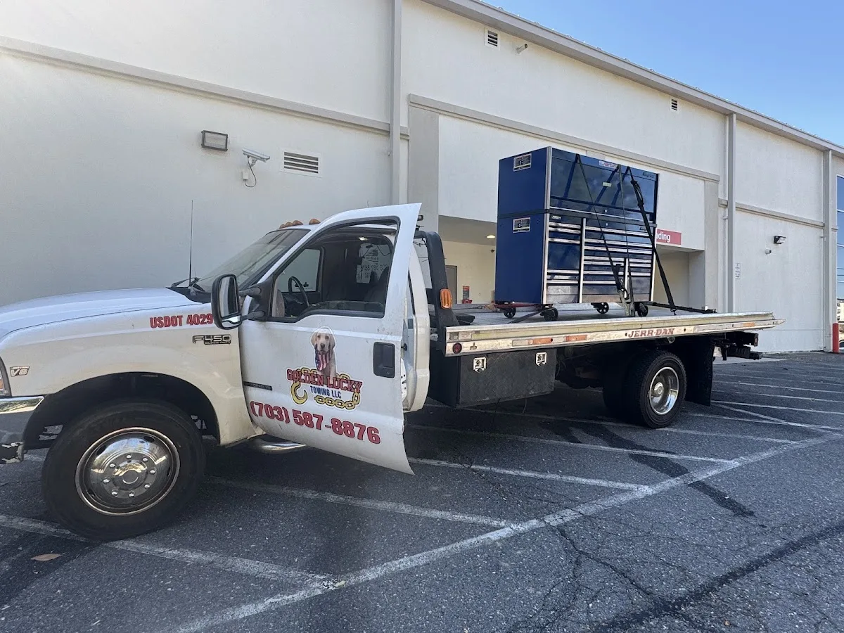 Golden Lucky Towing LLC
