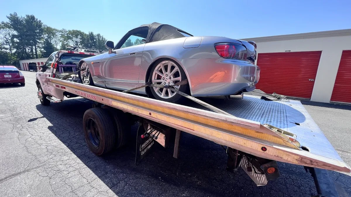 Golden Lucky Towing LLC