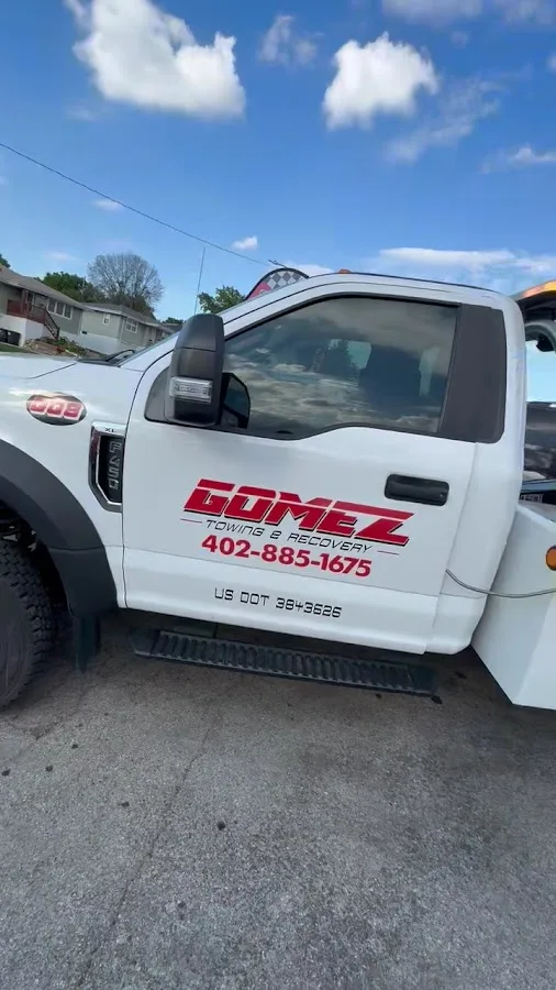 Gomez Towing & Recovery