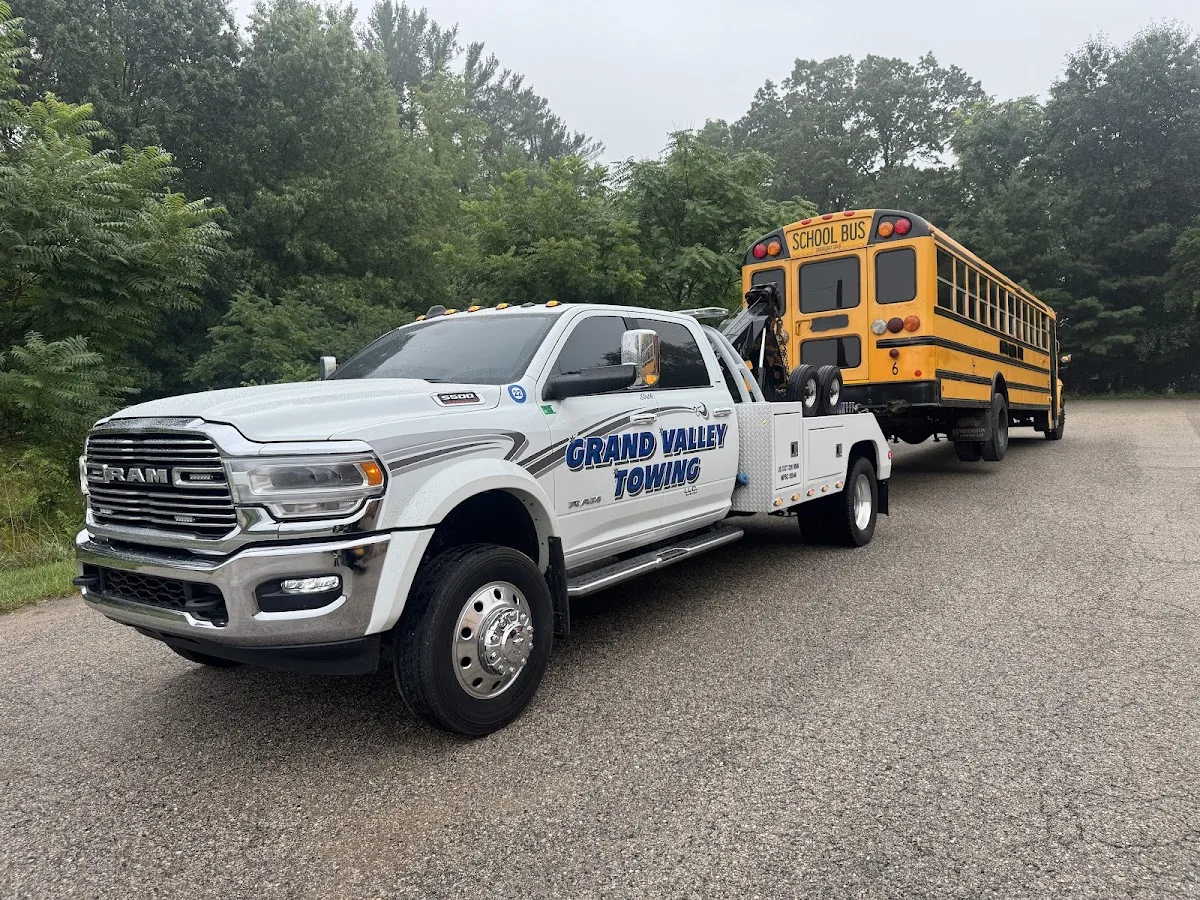 Grand Valley Towing