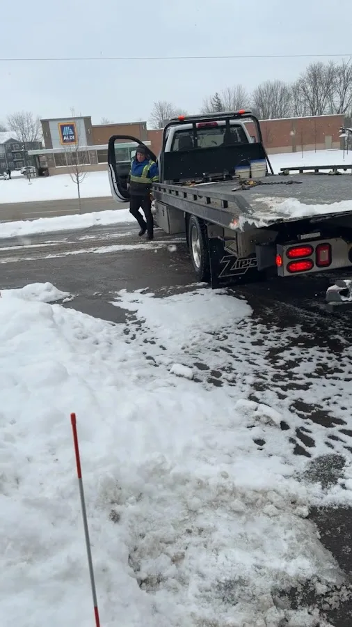 Grand Valley Towing