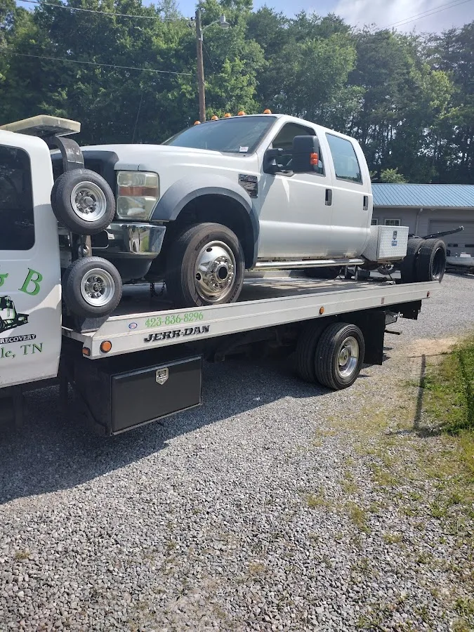 H&B Towing