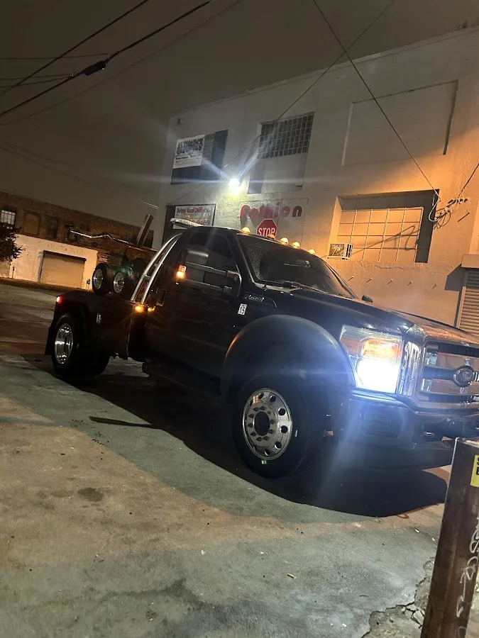 Hardway Towing 24/7 primary photo