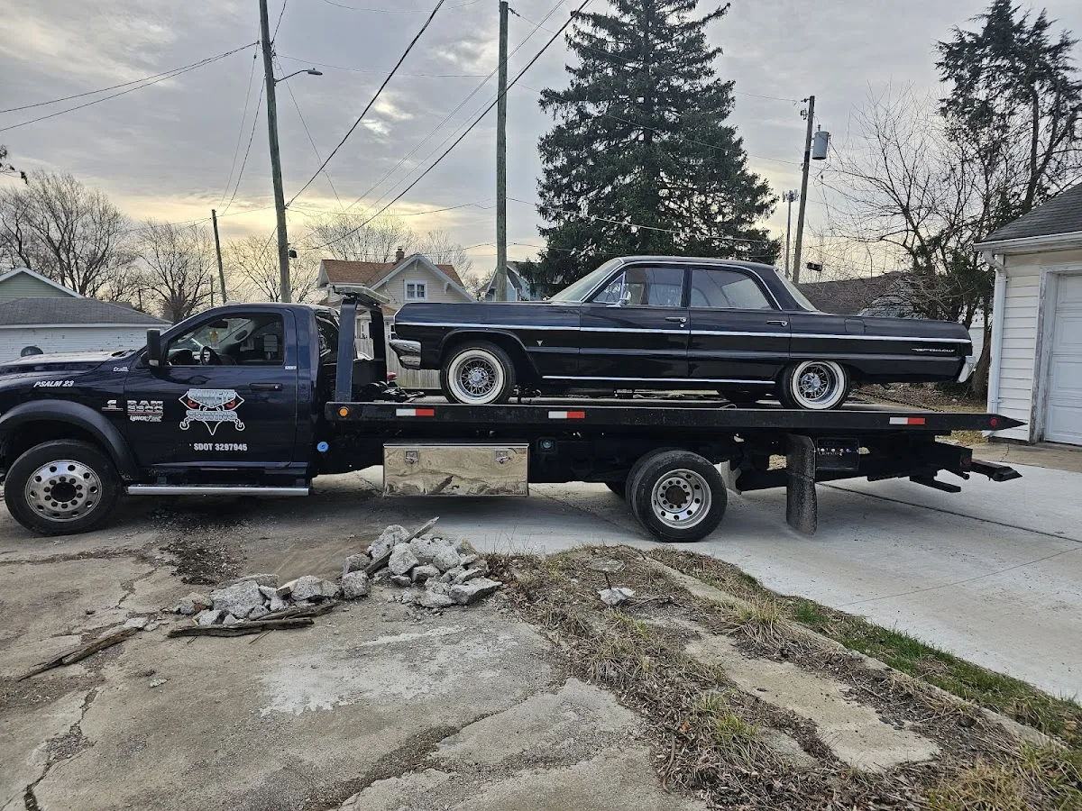 Hawkeye Towing