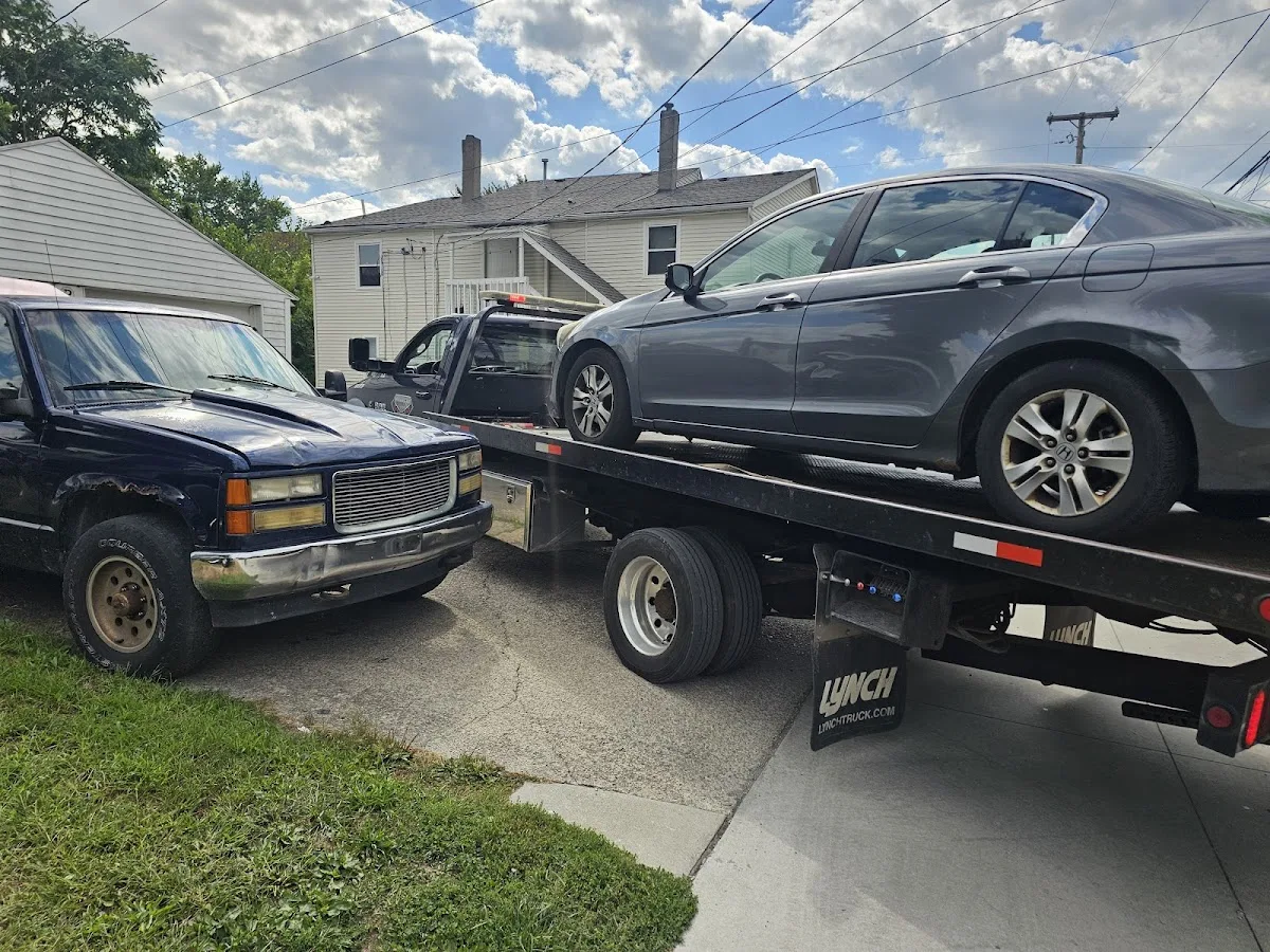 Hawkeye Towing Services