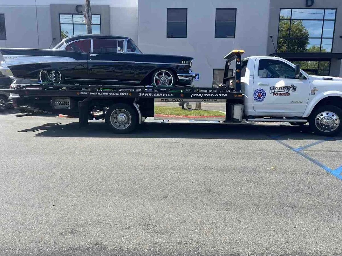 Henry's Towing Service