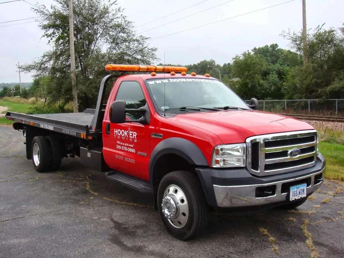 HOOKER TOWING