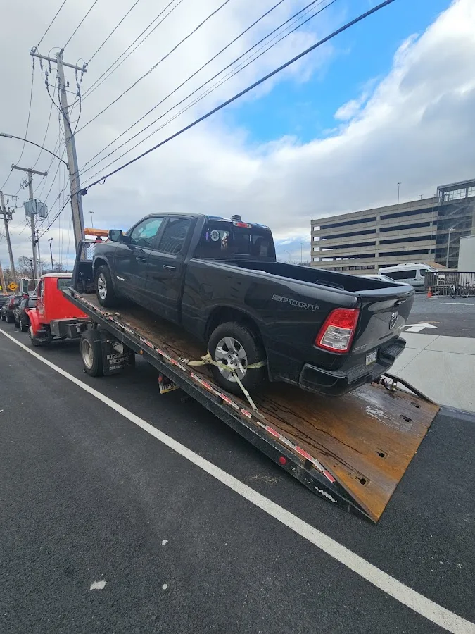 J And S Towing Service