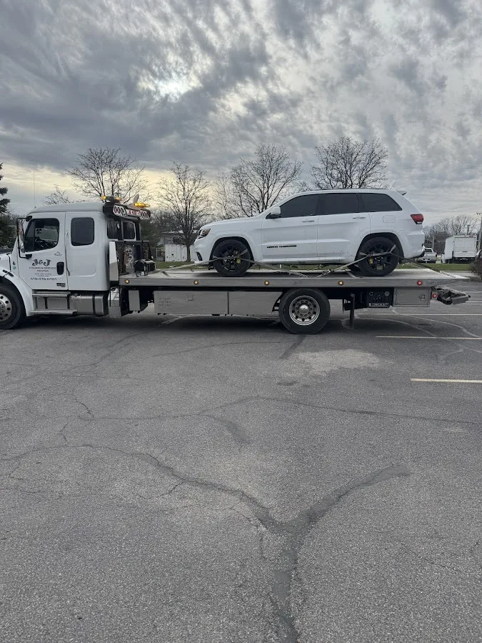 J&J Towing & Service Center